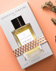 ESSENTIAL PARFUMS DIVINE VANILLE 100 ML EDP DIVINE VANILLE 100 ML EDPDivine Vanille, è un omaggio all'assoluta di vaniglia, prodotta in modo sostenibile dal Madagascar.Misteriosa, soave, profonda, carnale… semplicemente irresistibile. La fava tonka natura