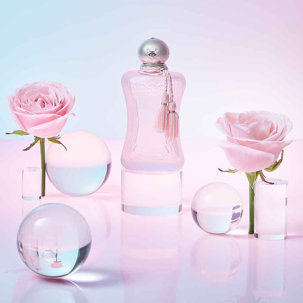 PARFUMS DE MARLY DELINA LA ROSÉE EDP 75 ML DELINA LA ROSÉE EDP 75 MLDelina La Rosée è l&#39;eau de parfum più giovane e vibrante della firma olfattiva Delina. Con un tocco di freschezza che illumina delicatamente la pelle, il profumo è una miscela di fiori d&#39;