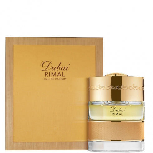 THE SPIRIT OF DUBAI RIMAL 50 ML Rimal è un tributo alla sabbia del deserto di Dubai. Le dune emanano una certa magia che si percepisce nell'aria. Le calde e travolgenti note di Zafferano, Cannella, Incenso, Cuoio, Lardano e Legno di Agar si sposano con le