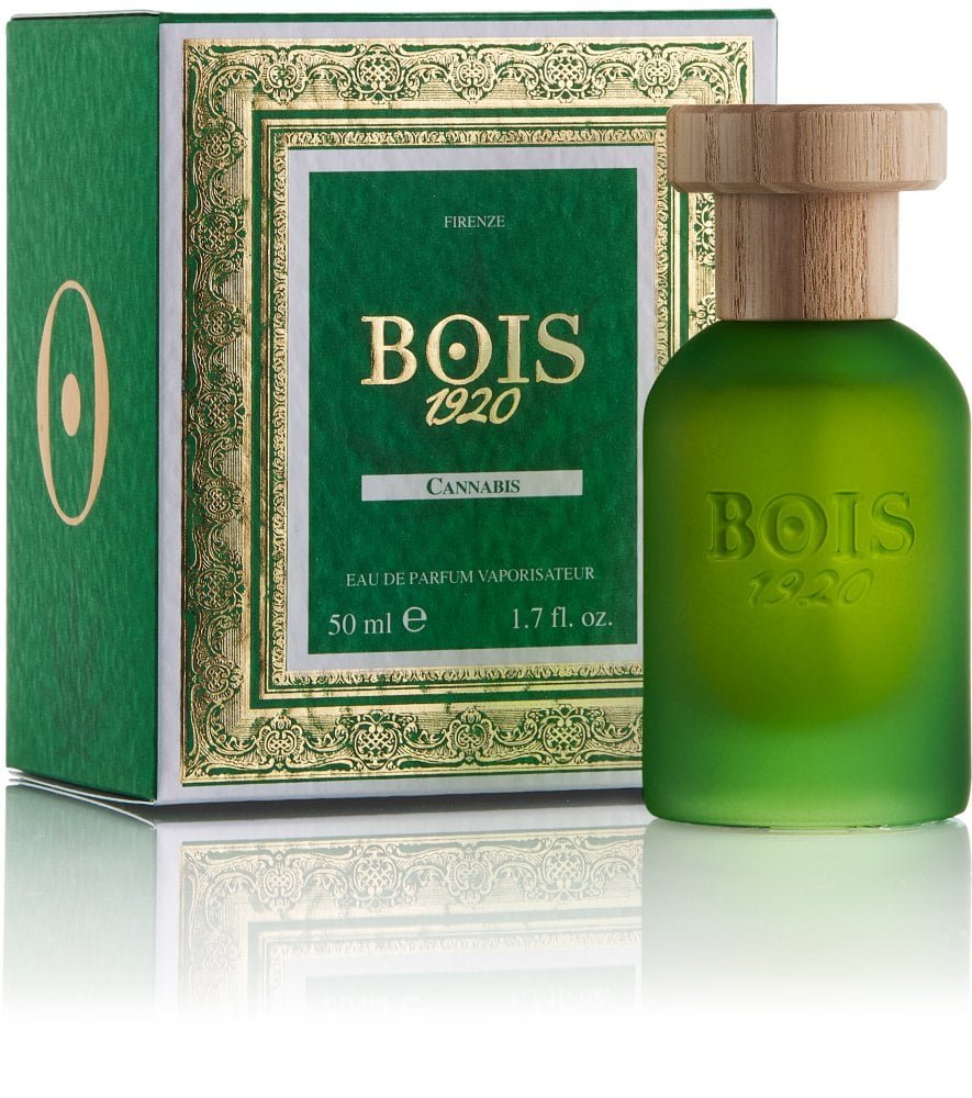 BOIS 1920 CANNABIS EDP 50 ML CANNABIS EDP 50 MLUna fragranza che sfida le regole tradizionali, reinterpretandole in chiave moderna. L’espressione massima delle gemme di Cannabis, un esordio di purezza, un cuore voluttuoso per una creazione penetrante, a t