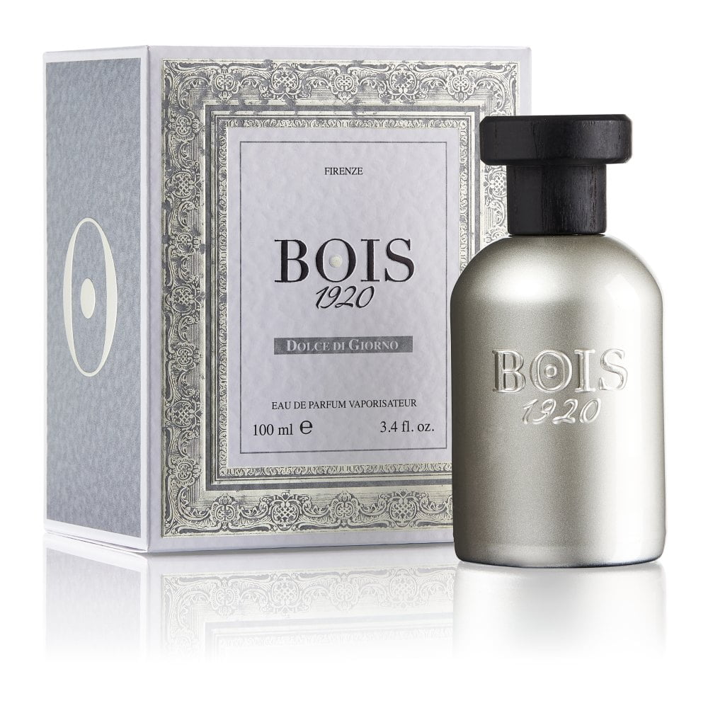 BOIS 1920 DOLCE DI GIORNO EDP 100ML DOLCE DI GIORNO EDP 100MLSeducente, misterioso ed inconfondibile, questo jus debutta con una testa estremamente fresca e moderna, un incontro tra esplosive e succose note agrumate di Pompelmo e Bergamotto intervallate a