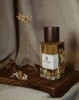 BOTANICAE EXPRESSIONS HIGHLANDS 100 ML EDP HIGHLANDS 100 ML EDPUna passeggiata in questa terra diventa un atto di meditazione. Il paesaggio è selvaggio e sereno e ha indurito la sua gente quasi quanto le sue piante. Solo chi si adatta fiorisce. Scozia.Com